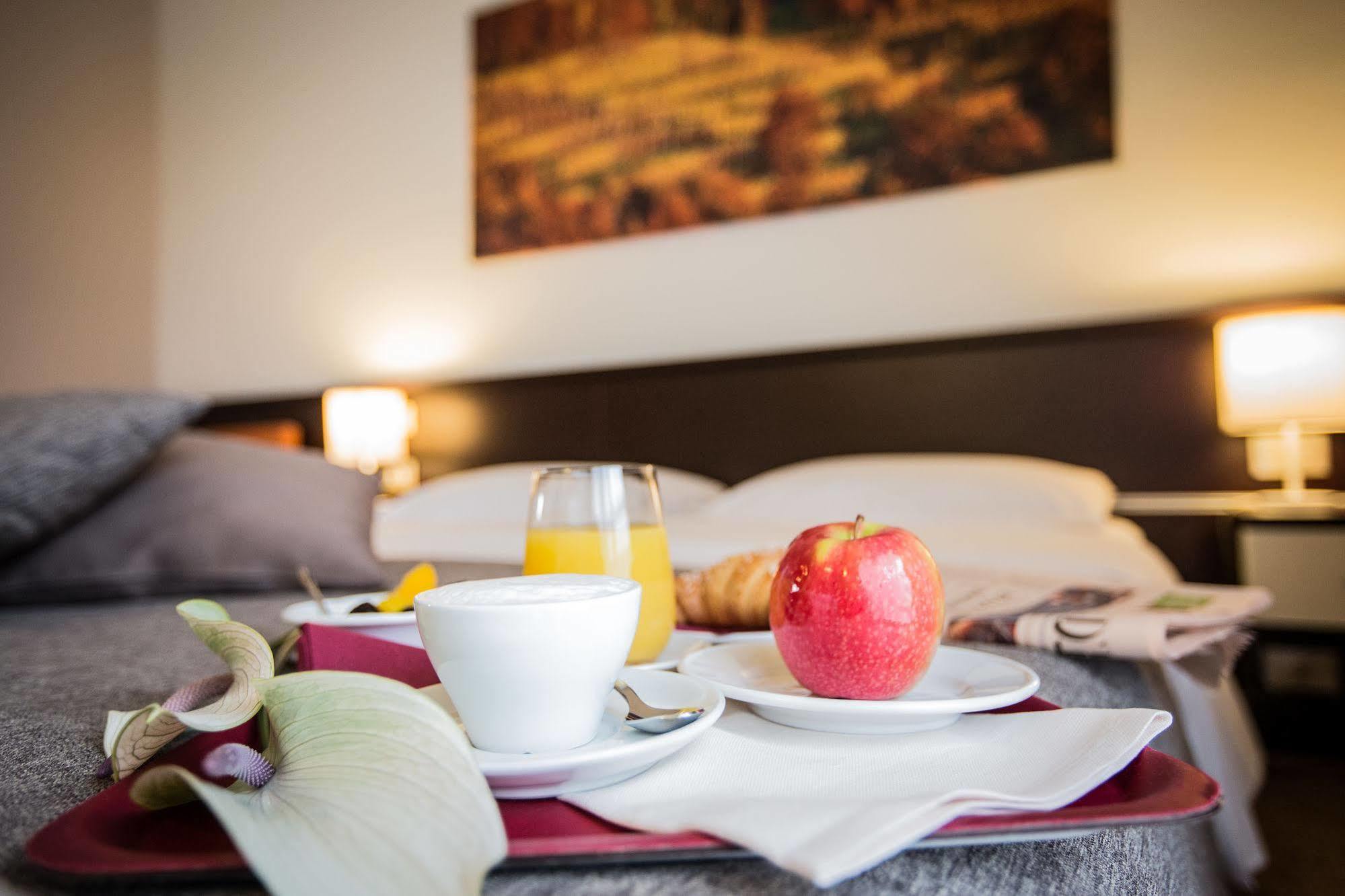 Eurorest Hotel 3*