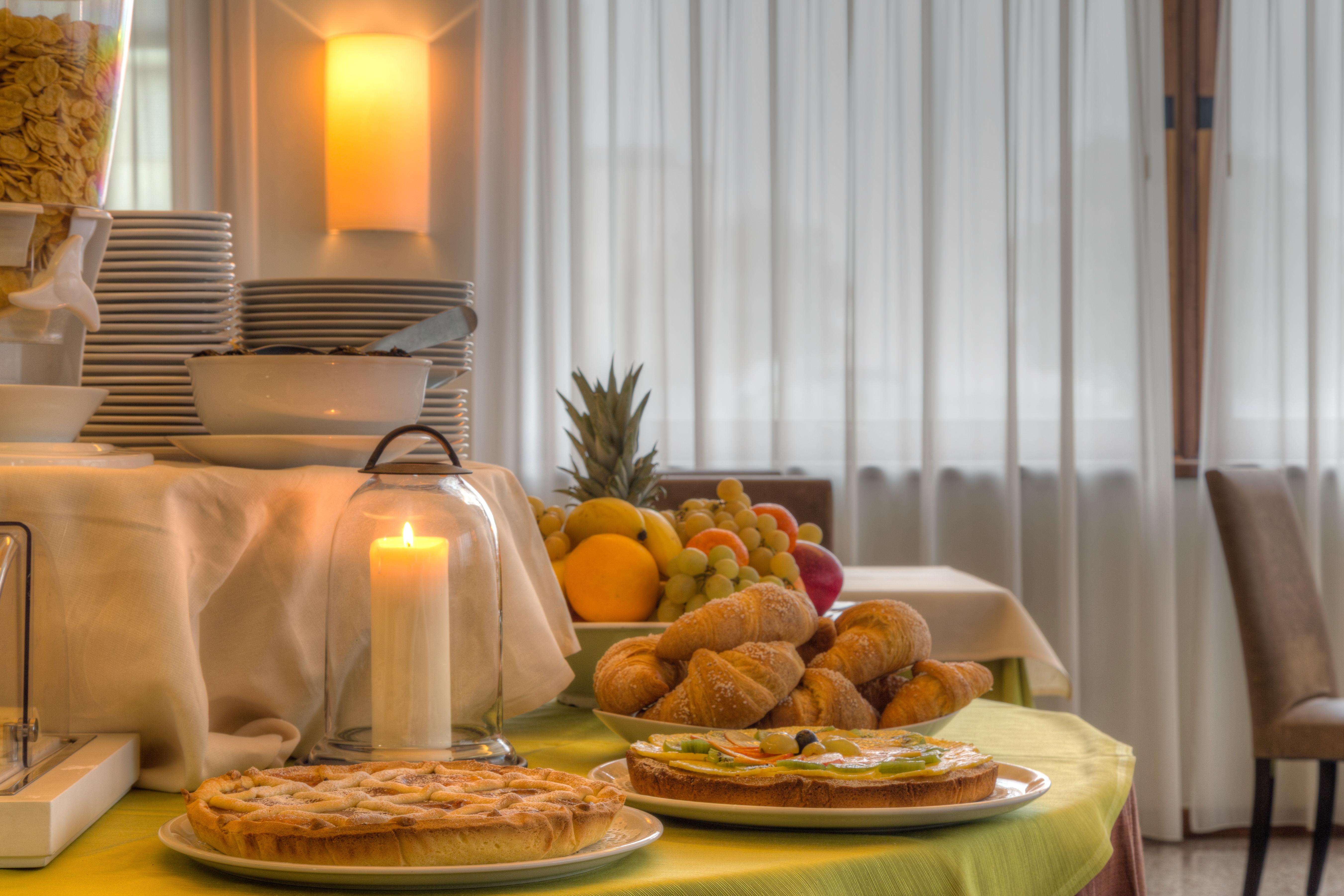 Eurorest Hotel 3*
